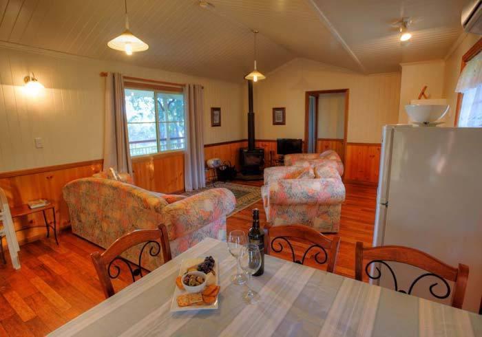 Accommodation Creek Cottages & Sundown View Suites 발란딘 객실 사진